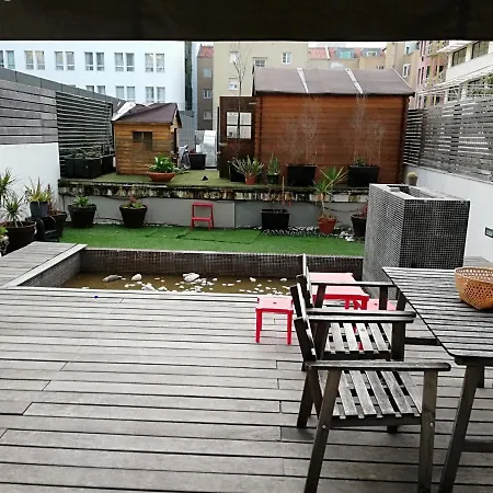 Apartment Beautiful Garden-campo Pequeno Lisbon